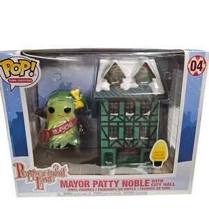 Funko Pop Town Christmas Peppermint Lane Mayor Patty Noble with City Hall 04